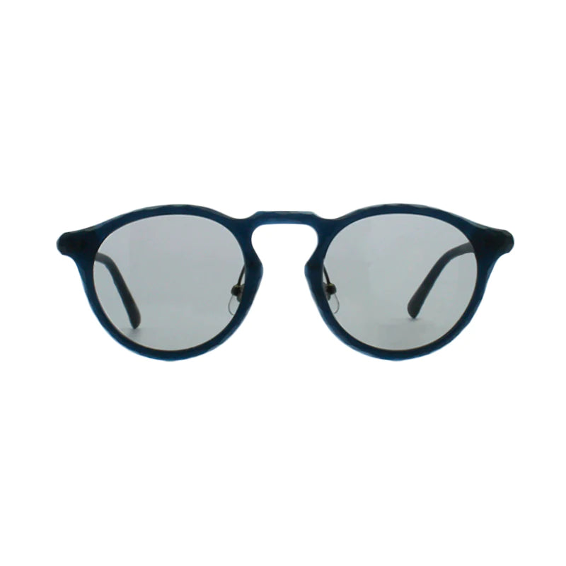 正面から見たアイウェア【KISSO】【日本製/鯖江】 Sunglassesのカラーネイビー